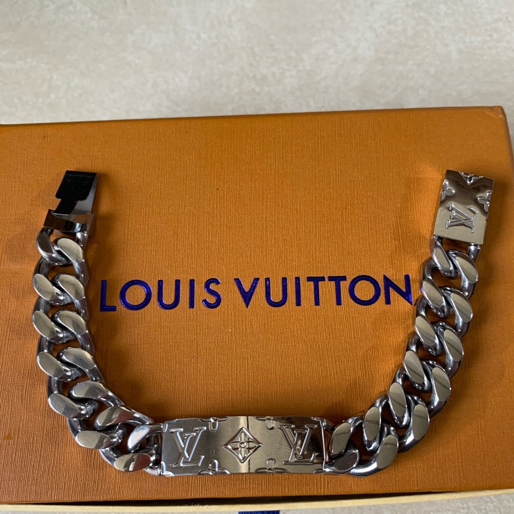 LV Chain link bracelet